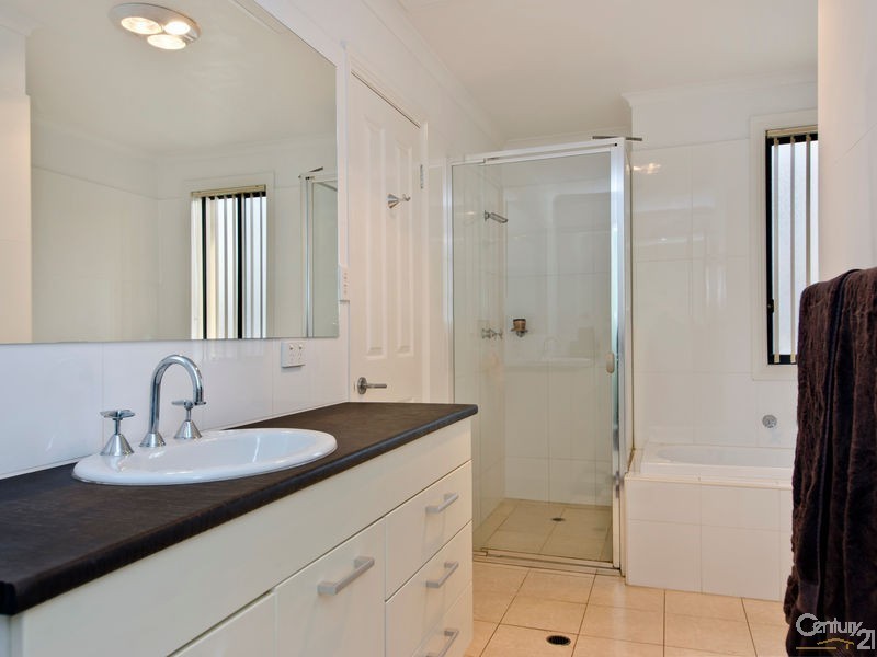 18 Richard Avenue, Mitchell Park SA 5043