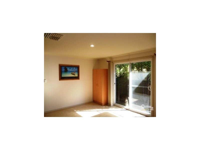 9 Champagne Crescent, Woodcroft SA 5162