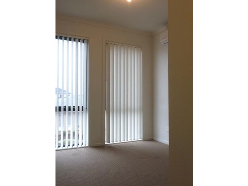 1 Franklin Avenue, Mawson Lakes SA 5095