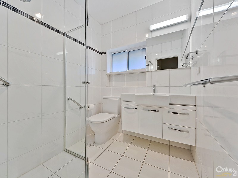 3 Forest Avenue, Black Forest SA 5035