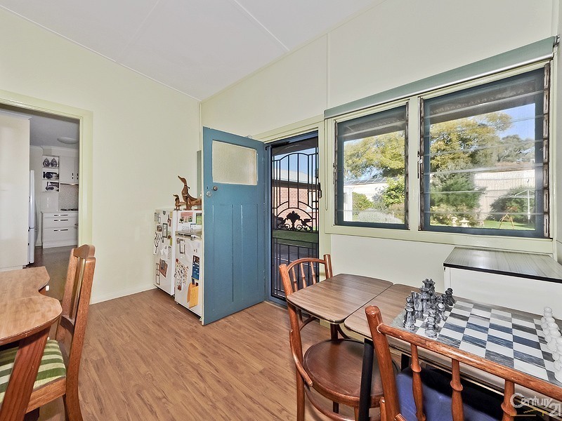 3 Forest Avenue, Black Forest SA 5035