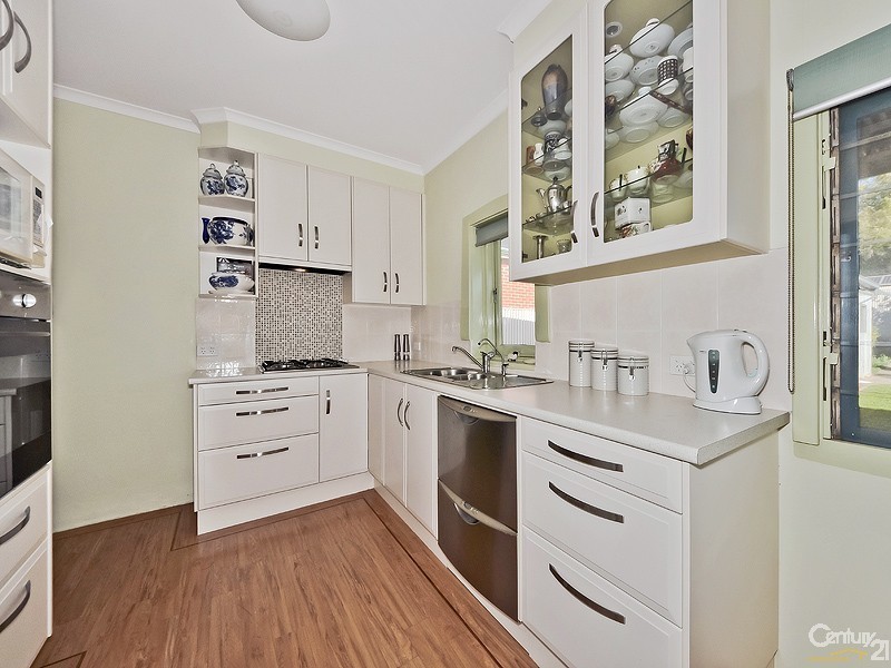 3 Forest Avenue, Black Forest SA 5035