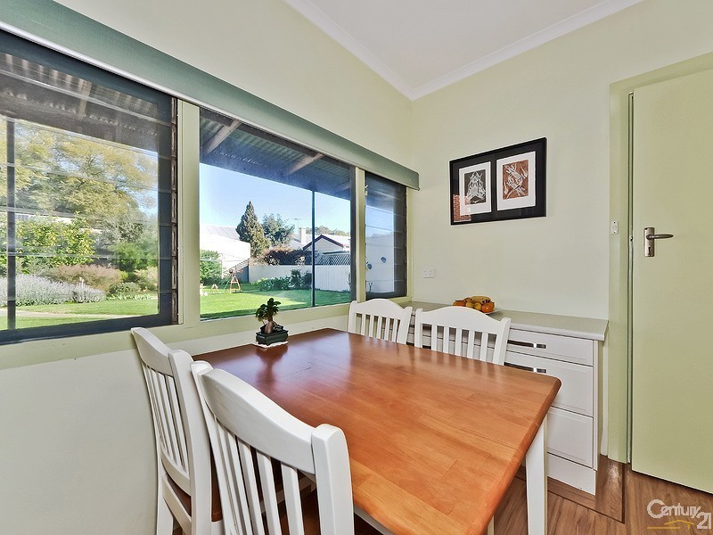 3 Forest Avenue, Black Forest SA 5035