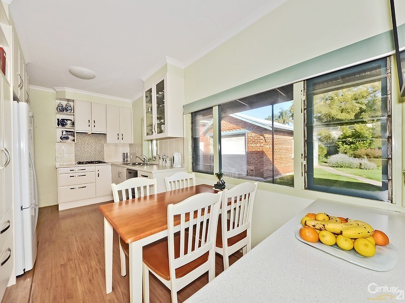 3 Forest Avenue, Black Forest SA 5035