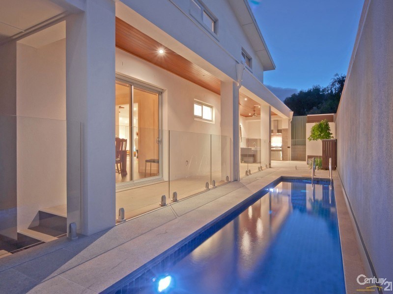 19 Yarrum Grove, Glenelg South SA 5045