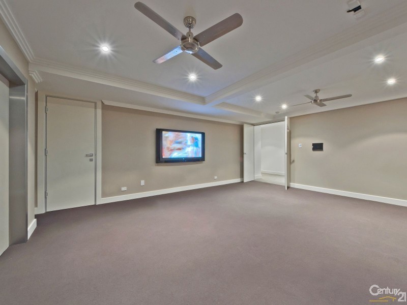 19 Yarrum Grove, Glenelg South SA 5045