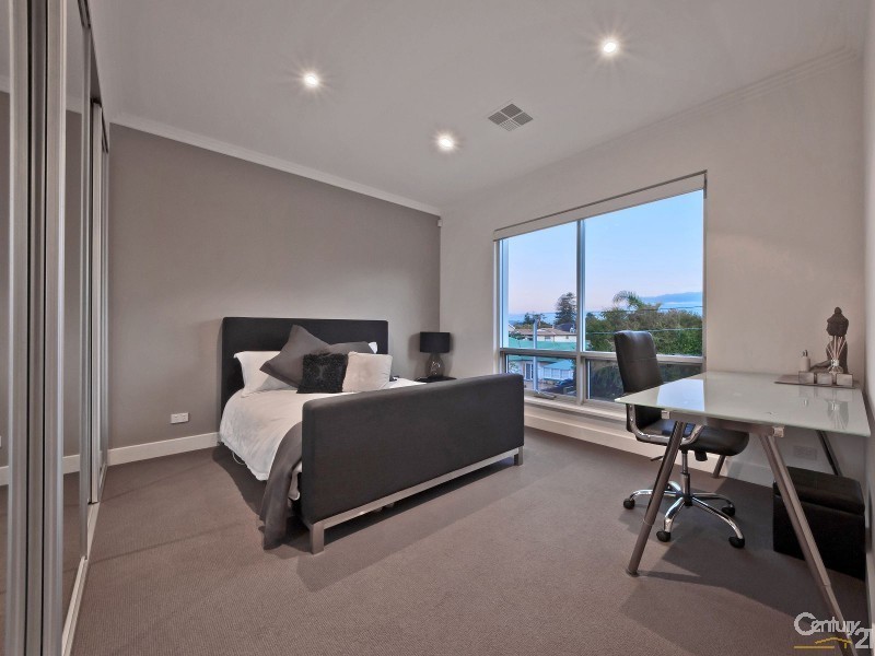 19 Yarrum Grove, Glenelg South SA 5045