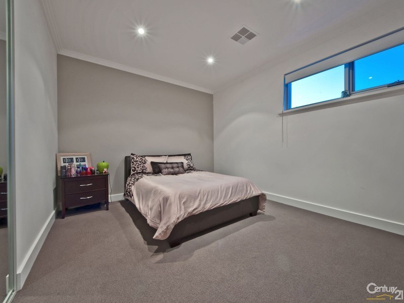 19 Yarrum Grove, Glenelg South SA 5045