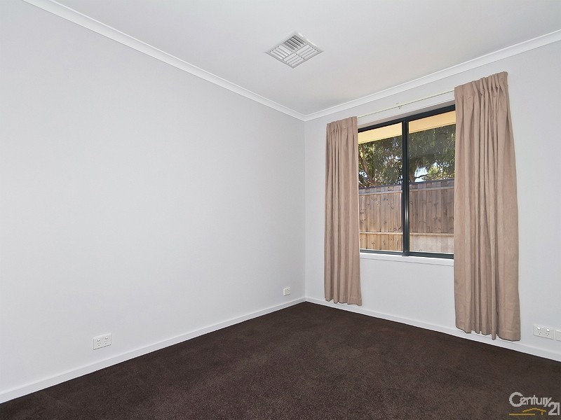 65 Nicholl Avenue, Aldinga Beach SA 5173