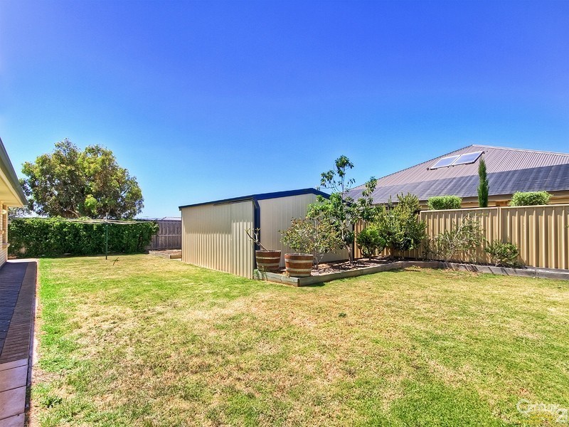 65 Nicholl Avenue, Aldinga Beach SA 5173