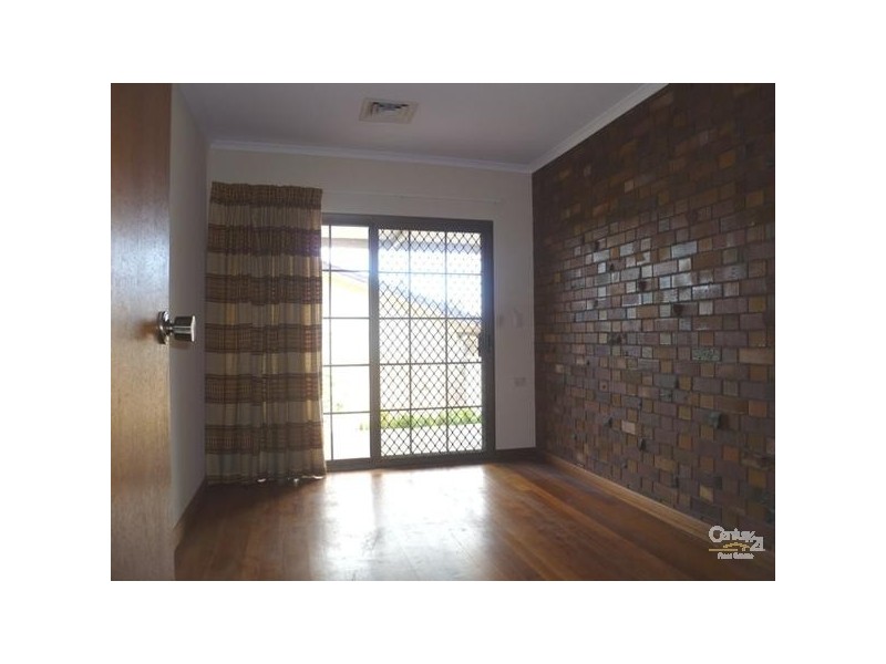 8 Lovelly Valley Road, Flagstaff Hill SA 5159