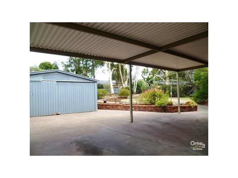 8 Lovelly Valley Road, Flagstaff Hill SA 5159