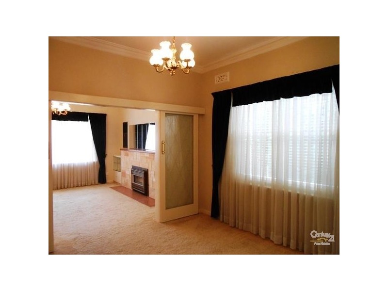 18 Dunbar Street, Lower Mitcham SA 5062