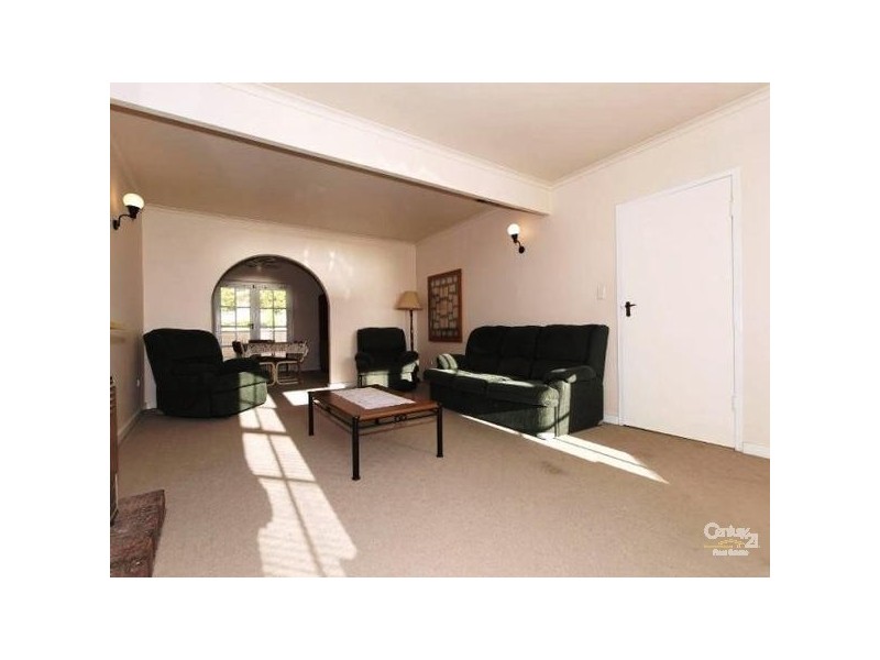 10 River Parade, Hallett Cove SA 5158