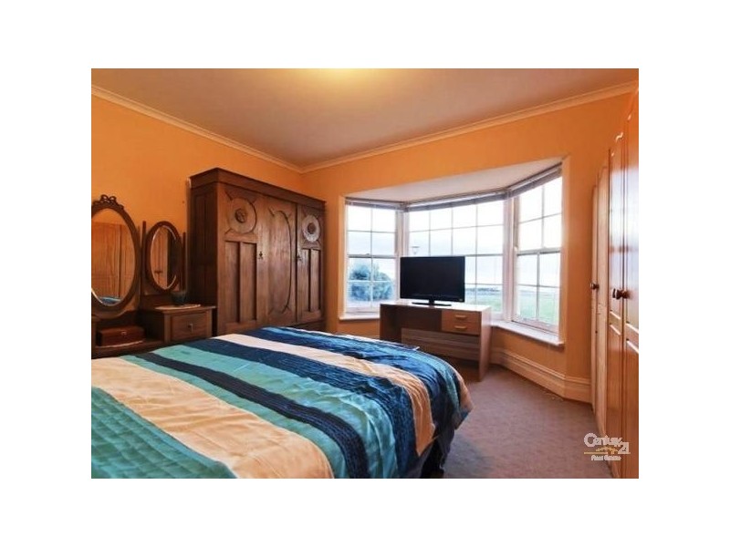 10 River Parade, Hallett Cove SA 5158