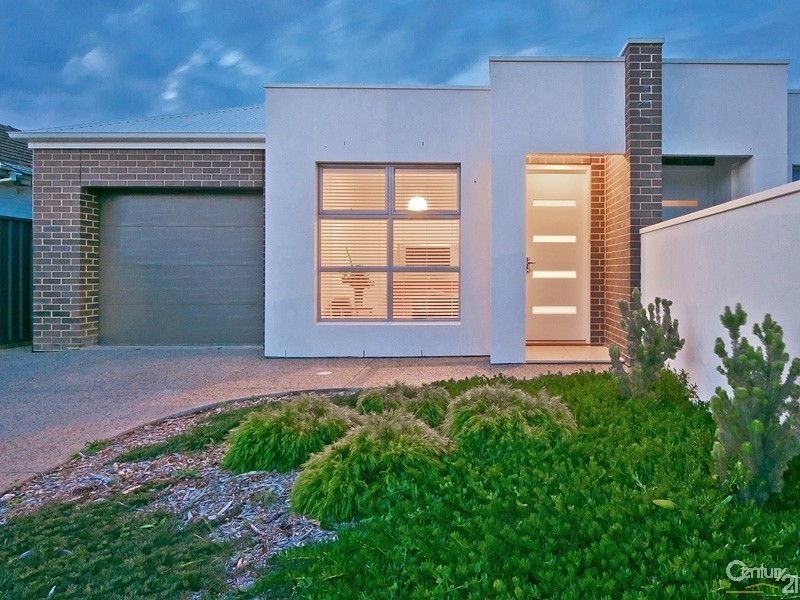 9 Rollands Street, Woodville South SA 5011