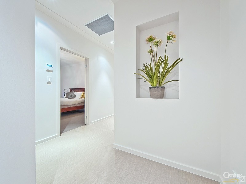 9 Rollands Street, Woodville South SA 5011