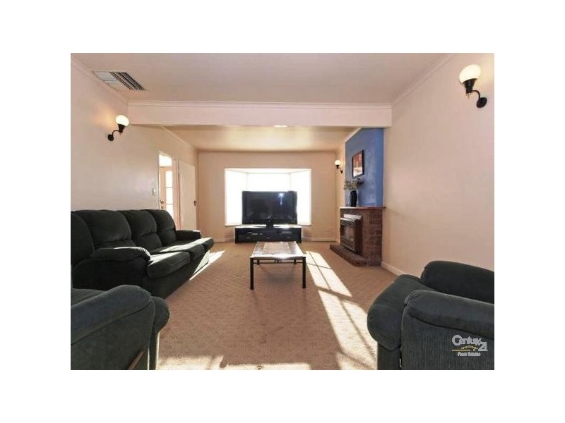 10 River Parade, Hallett Cove SA 5158
