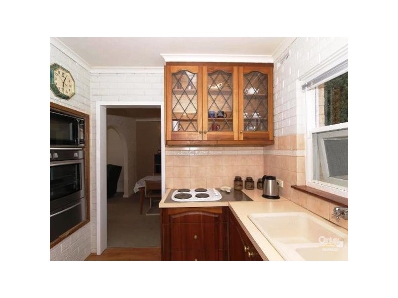 10 River Parade, Hallett Cove SA 5158