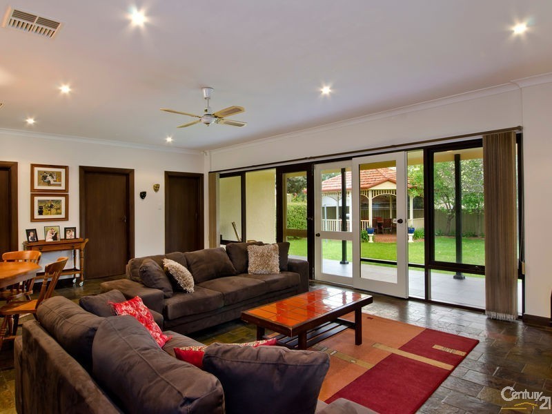 1 Avon Street, Cumberland Park SA 5041