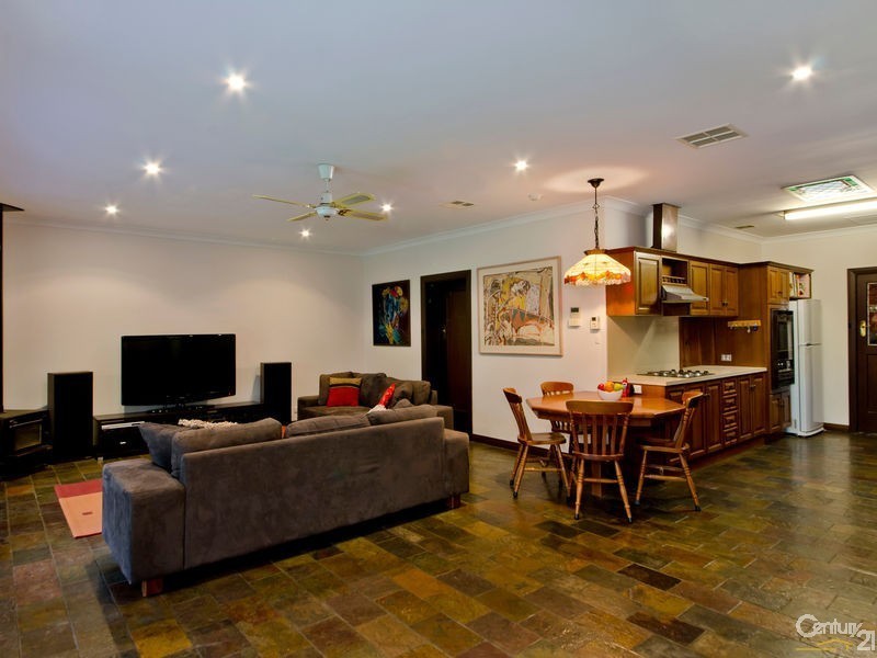 1 Avon Street, Cumberland Park SA 5041