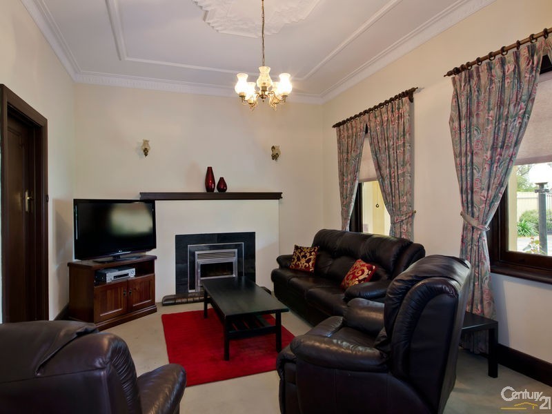 1 Avon Street, Cumberland Park SA 5041