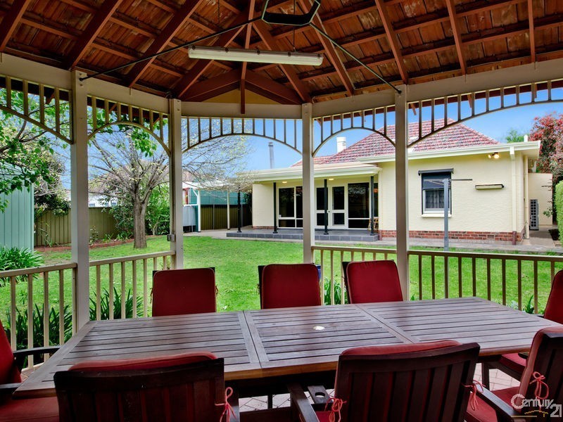 1 Avon Street, Cumberland Park SA 5041