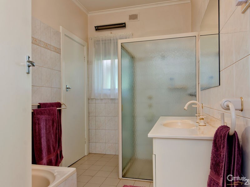 82  Caulfield Avenue, Clarence Gardens SA 5039