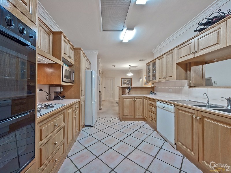 14 Port Lincoln Boulevard, Pasadena SA 5042