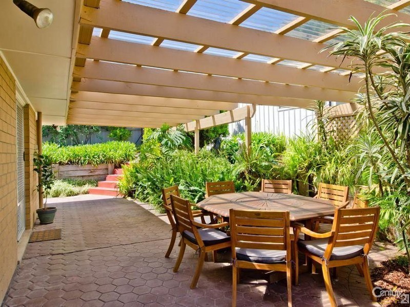 6 Elmgrove Street, Aberfoyle Park SA 5159