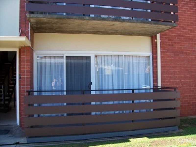 2/24 Kelvin Road, Bedford Park SA 5042