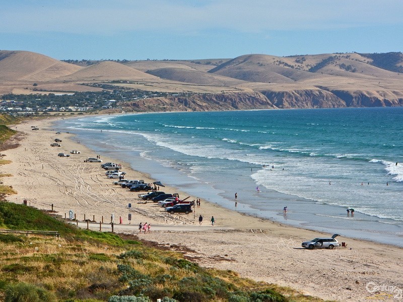 15 Whinnerah Avenue, Aldinga Beach SA 5173