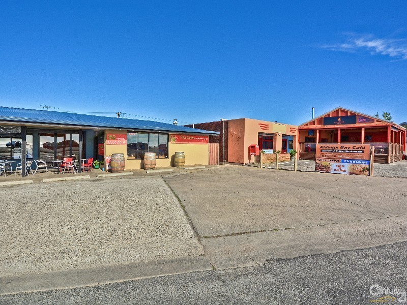 15 Whinnerah Avenue, Aldinga Beach SA 5173