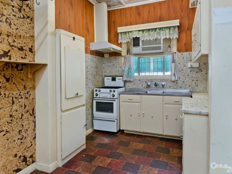 14 Harcourt Avenue, Clovelly Park SA 5042