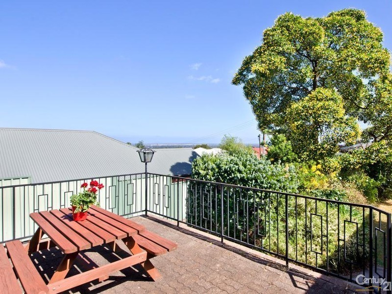 8 Highland Avenue, Torrens Park SA 5062