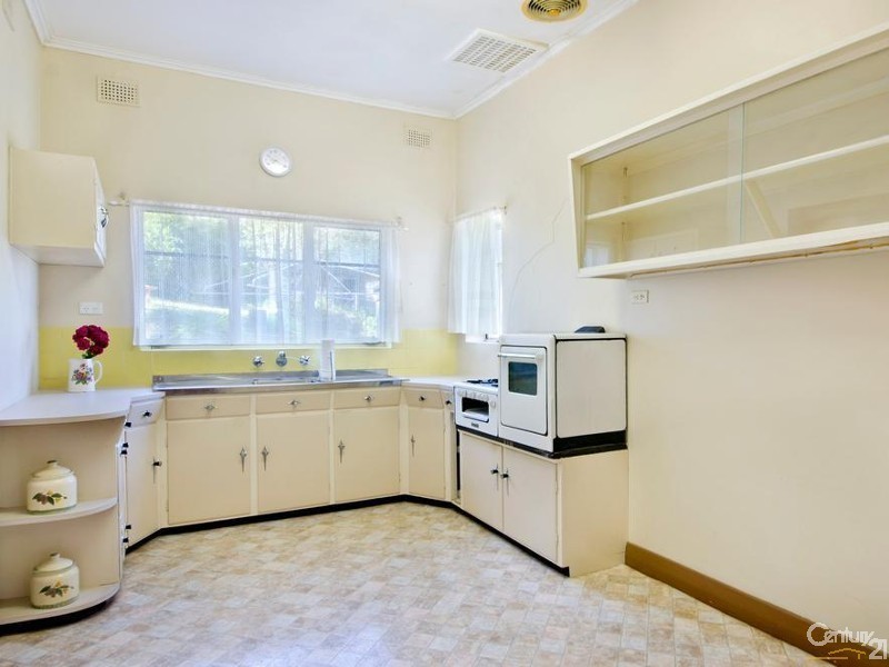 8 Highland Avenue, Torrens Park SA 5062