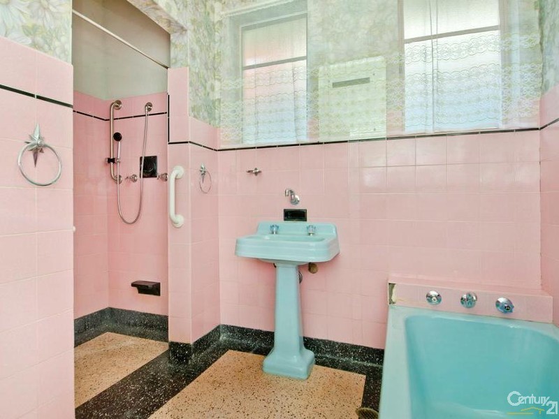 8 Highland Avenue, Torrens Park SA 5062