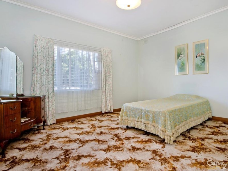 8 Highland Avenue, Torrens Park SA 5062