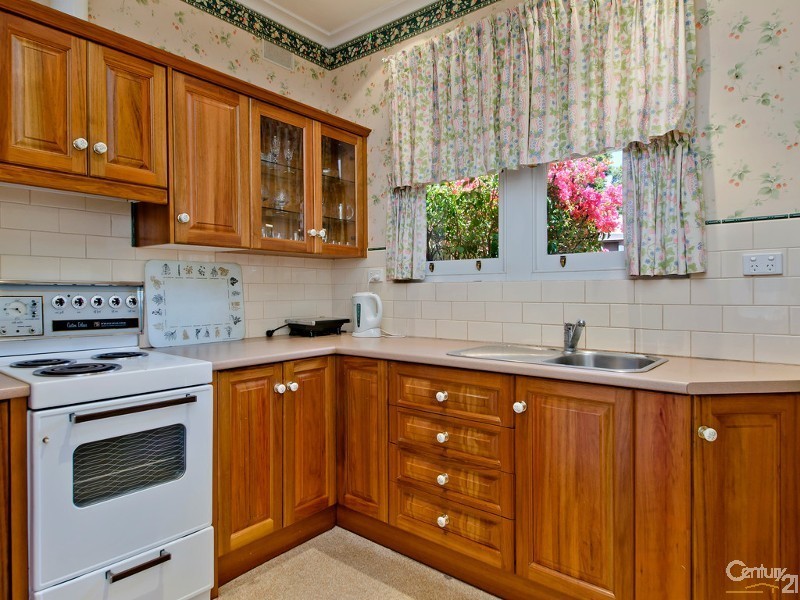 5 Drew Grove, St Georges SA 5064