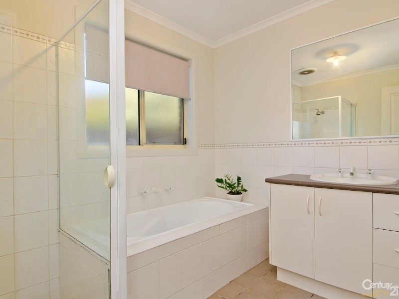 3 Scarborough Way, Mount Barker SA 5251