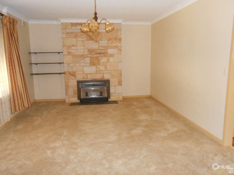 28 Sargent Parade, Bellevue Heights SA 5050