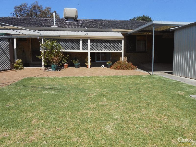 28 Sargent Parade, Bellevue Heights SA 5050