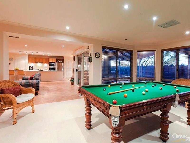 11 Newland Court, Craigburn Farm SA 5051