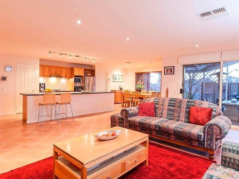 11 Newland Court, Craigburn Farm SA 5051