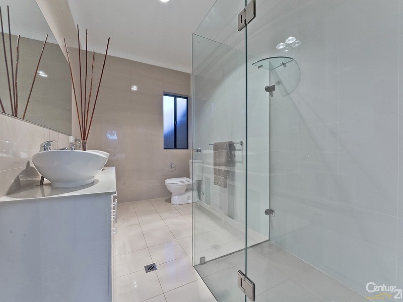 12 Lomond Road, Klemzig SA 5087