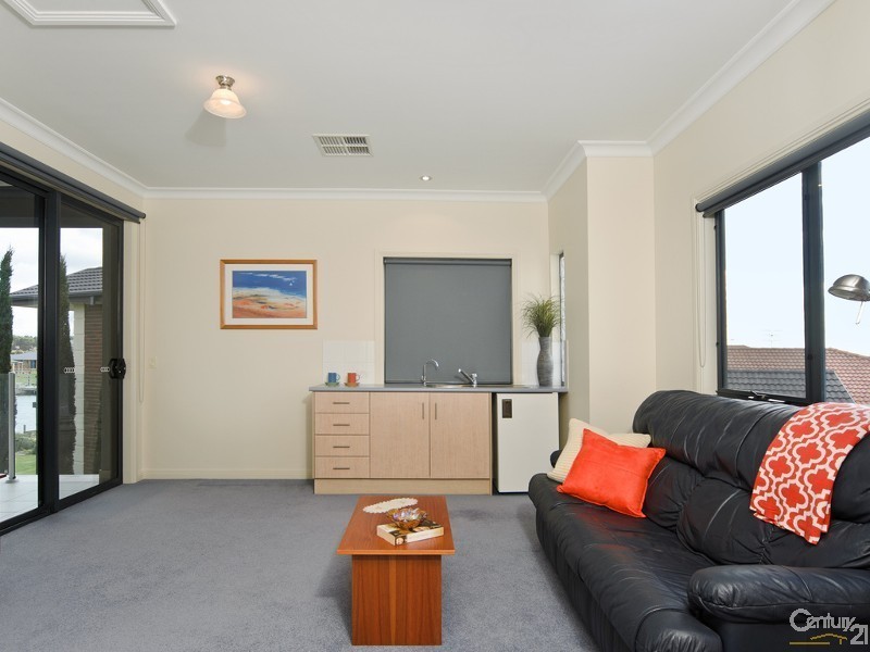 133 Wentworth Parade, Hindmarsh Island SA 5214