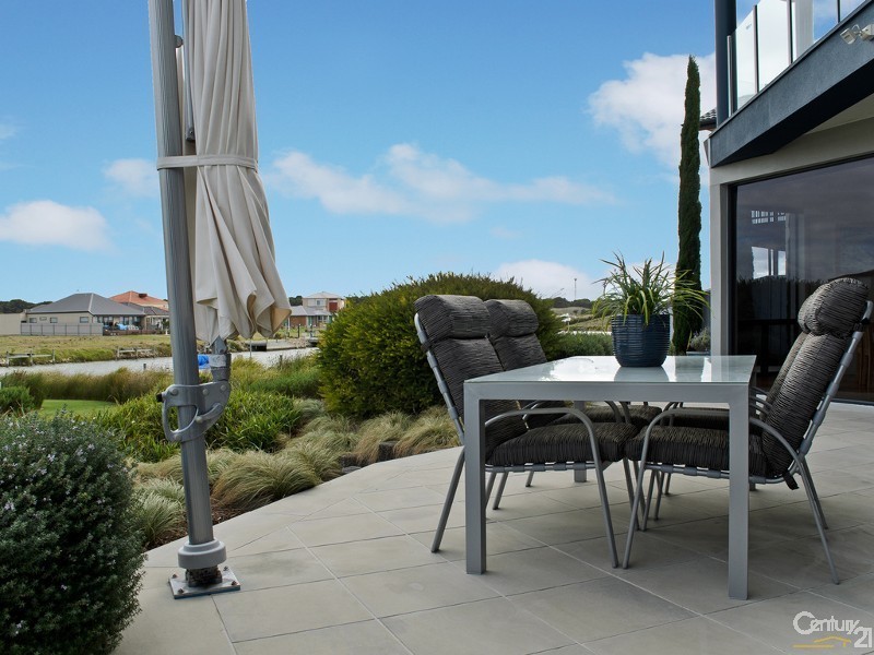 133 Wentworth Parade, Hindmarsh Island SA 5214