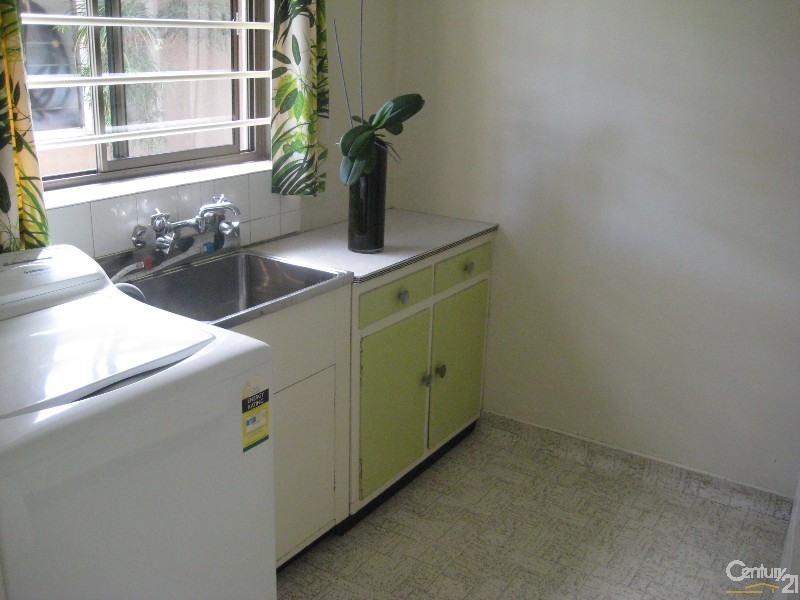 15 McAllan Avenue, Seaton SA 5023