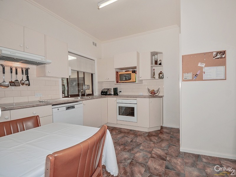 19 Lindsay Street, Camden Park SA 5038