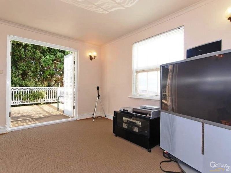 10 River Parade, Hallett Cove SA 5158